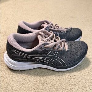 ASICS Gel Excite 7 pink and grey tennis shoes